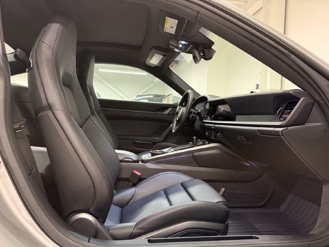Certified 2024 Porsche 911 Carrera 4 w/ Premium Package AWD/4WD image 24