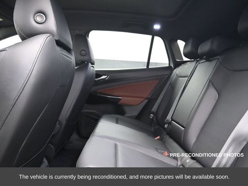 Used 2022 Volkswagen ID.4 Pro S w/ Gradient Package image 18