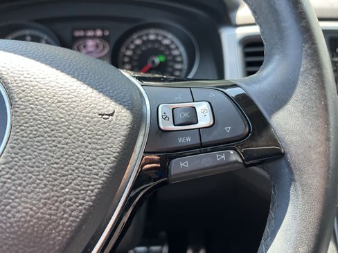 Used 2019 Volkswagen Atlas SE FWD image 20