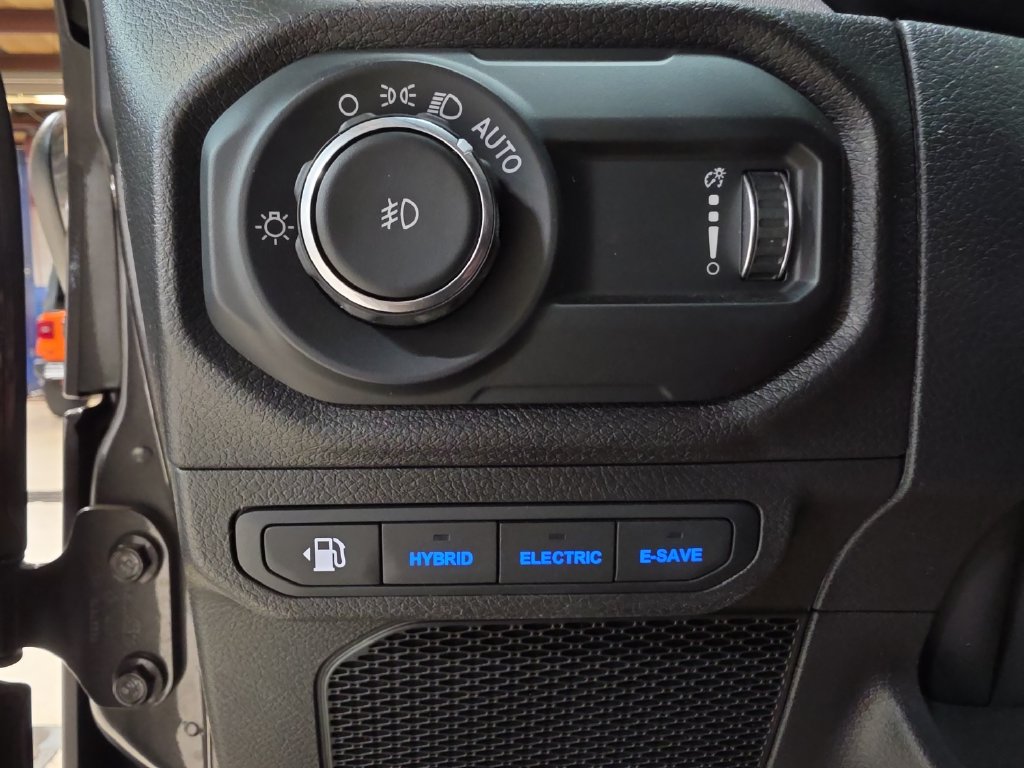 Certified 2025 Jeep Wrangler Unlimited Sport S 4xe AWD/4WD image 20