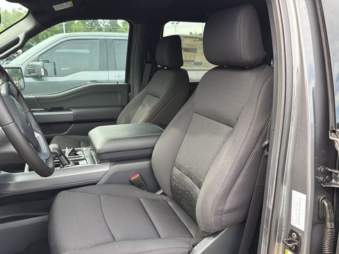New 2026 Ford F150 XLT w/ Equipment Group 302A MID AWD/4WD image 4