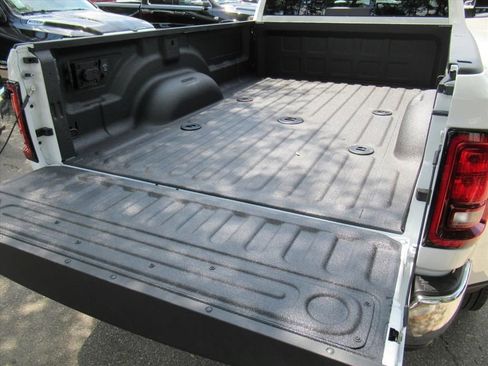 New 2026 RAM 3500 Tradesman AWD/4WD image 8