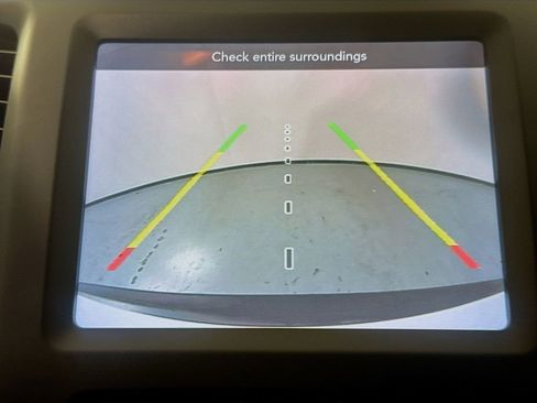 Used 2022 Jeep Cherokee Latitude image 16