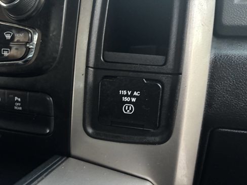 Used 2017 RAM 2500 Lone Star image 28