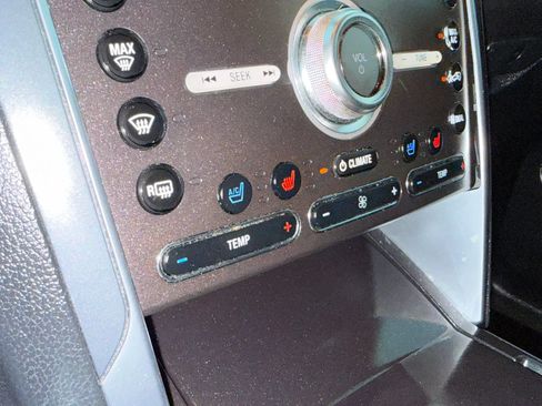 Used 2017 Ford Explorer Limited w/ Equipment Group 301A AWD/4WD image 45