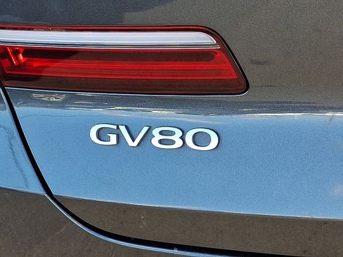 Certified 2023 Genesis GV80 3.5T w/ Prestige Package image 30