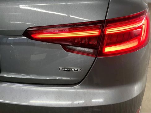 Used 2019 Audi A4 2.0T Premium w/ Convenience Package image 10