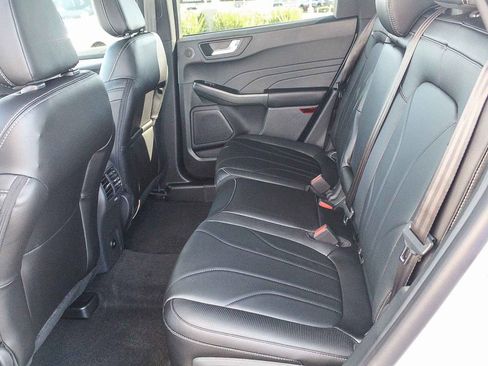 New 2025 Ford Escape SE w/ PHEV Premium Package image 19