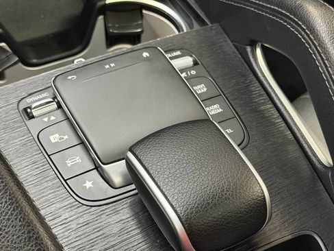 Used 2022 Mercedes-Benz GLE 450 4MATIC image 24