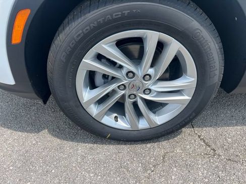 New 2026 Buick Envista Sport Touring FWD image 2