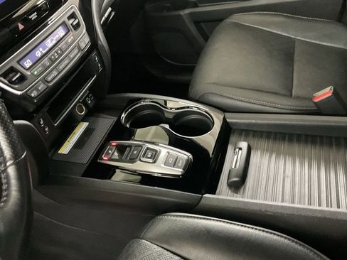 Used 2020 Honda Passport Elite image 18