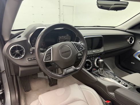 Used 2023 Chevrolet Camaro LT RWD image 4
