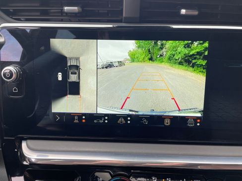 Used 2024 GMC Sierra 2500 Denali Ultimate AWD/4WD image 23