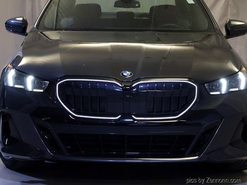 Certified 2026 BMW 530i xDrive 530i xDrive w/ M Sport Package image 6