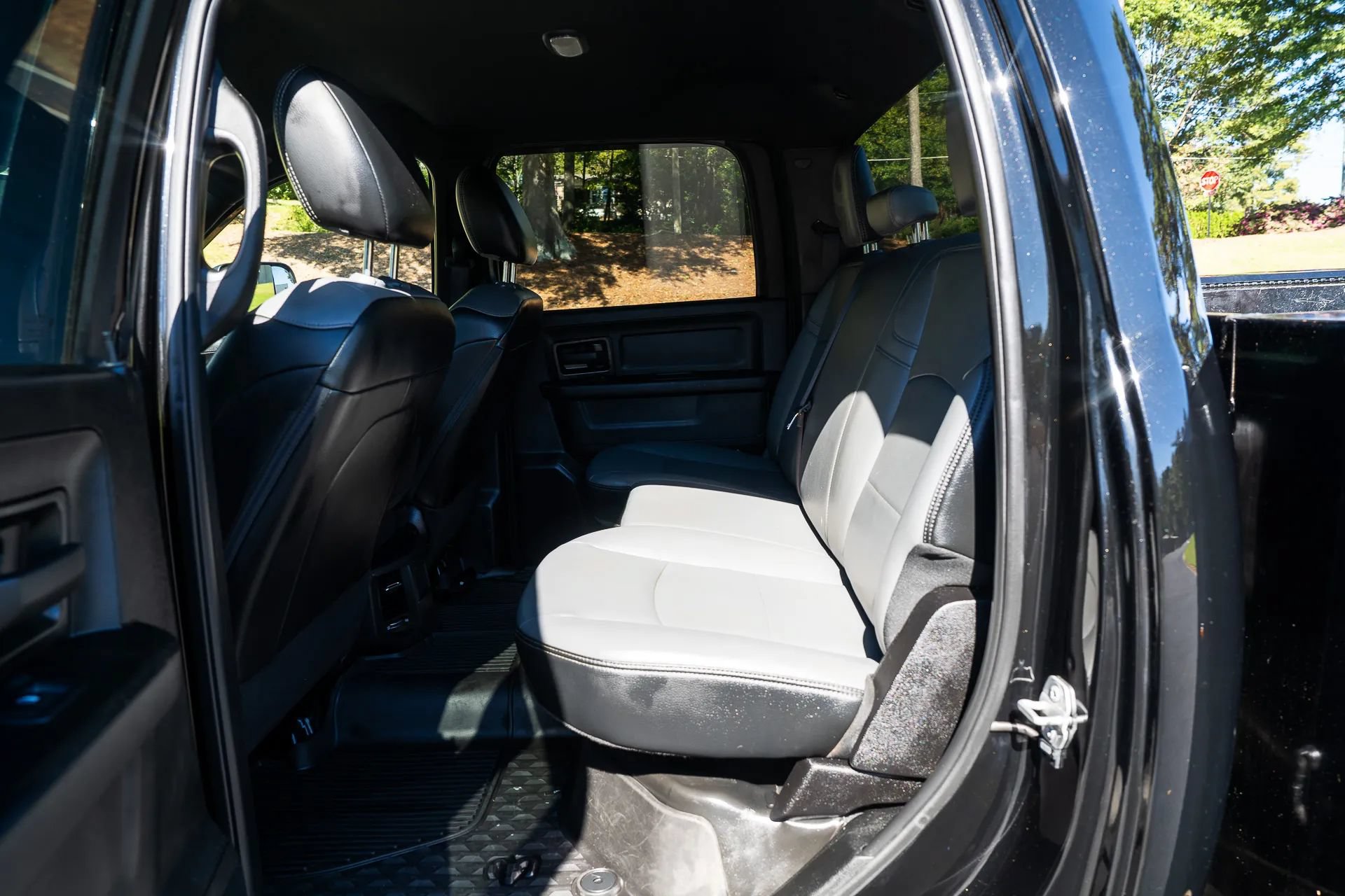 Used 2022 RAM 3500 Tradesman w/ Safety Group AWD/4WD image 29
