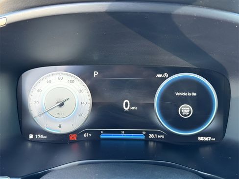 Used 2023 Hyundai Santa Fe Limited image 8