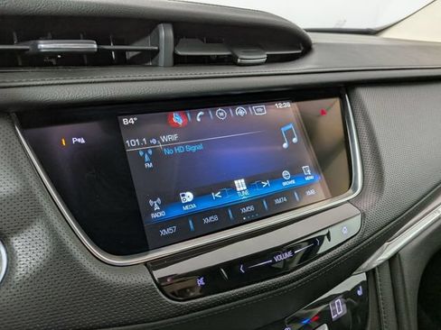 Used 2017 Cadillac XT5 Luxury w/ Driver Awareness Package FWD image 21