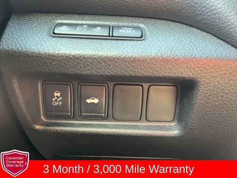 Used 2013 Nissan Altima 2.5 SV FWD image 10