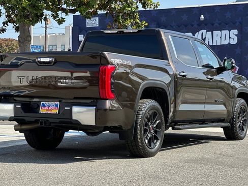Used 2023 Toyota Tundra Limited w/ TRD Off-Road Package AWD/4WD image 4