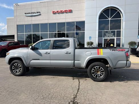 Used 2021 Toyota Tacoma TRD Pro AWD/4WD image 5