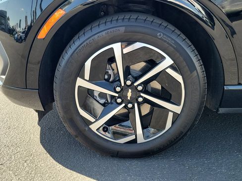 Used 2024 Chevrolet Equinox EV LT FWD image 24