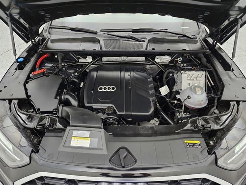 Used 2023 Audi Q5 2.0T Premium w/ Convenience Package AWD/4WD image 16