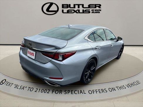 Certified 2022 Lexus ES 350 F Sport w/ Accessory Package image 5