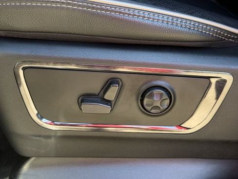 Used 2023 RAM 1500 Limited RWD image 27
