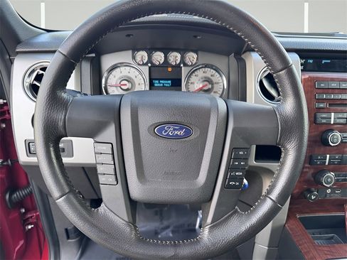 Used 2010 Ford F150 Lariat image 13