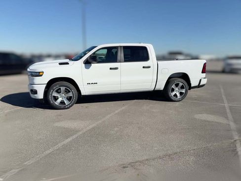 New 2026 RAM 1500 Express image 5