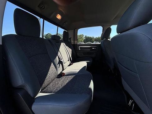 Used 2018 RAM 1500 Big Horn image 42