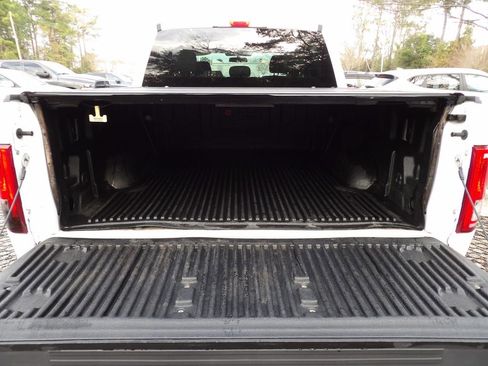 Used 2016 Ford F150 XLT image 21