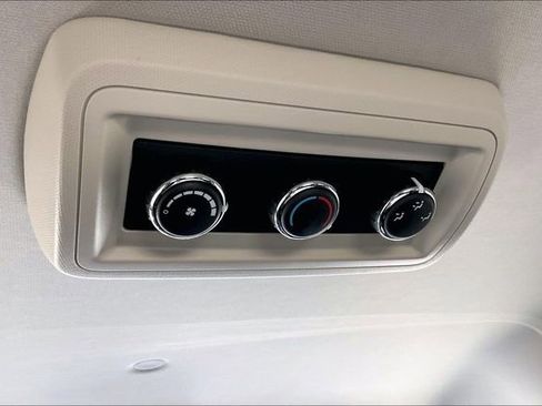 Used 2016 Dodge Grand Caravan SXT w/ Rear Park Assist Package image 25