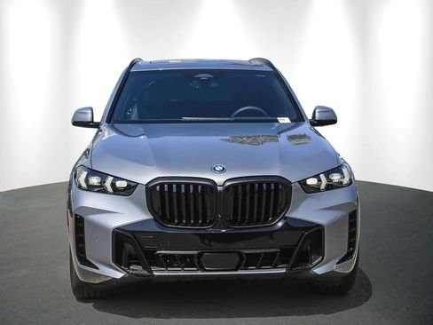 New 2026 BMW X5 xDrive50e w/ M Sport Package AWD/4WD image 2