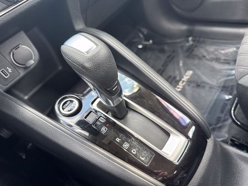 Used 2021 Nissan Kicks S FWD image 26