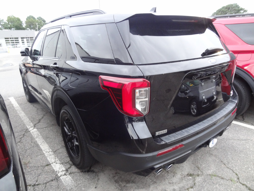 Used 2023 Ford Explorer ST w/ Equipment Group 401A AWD/4WD image 4