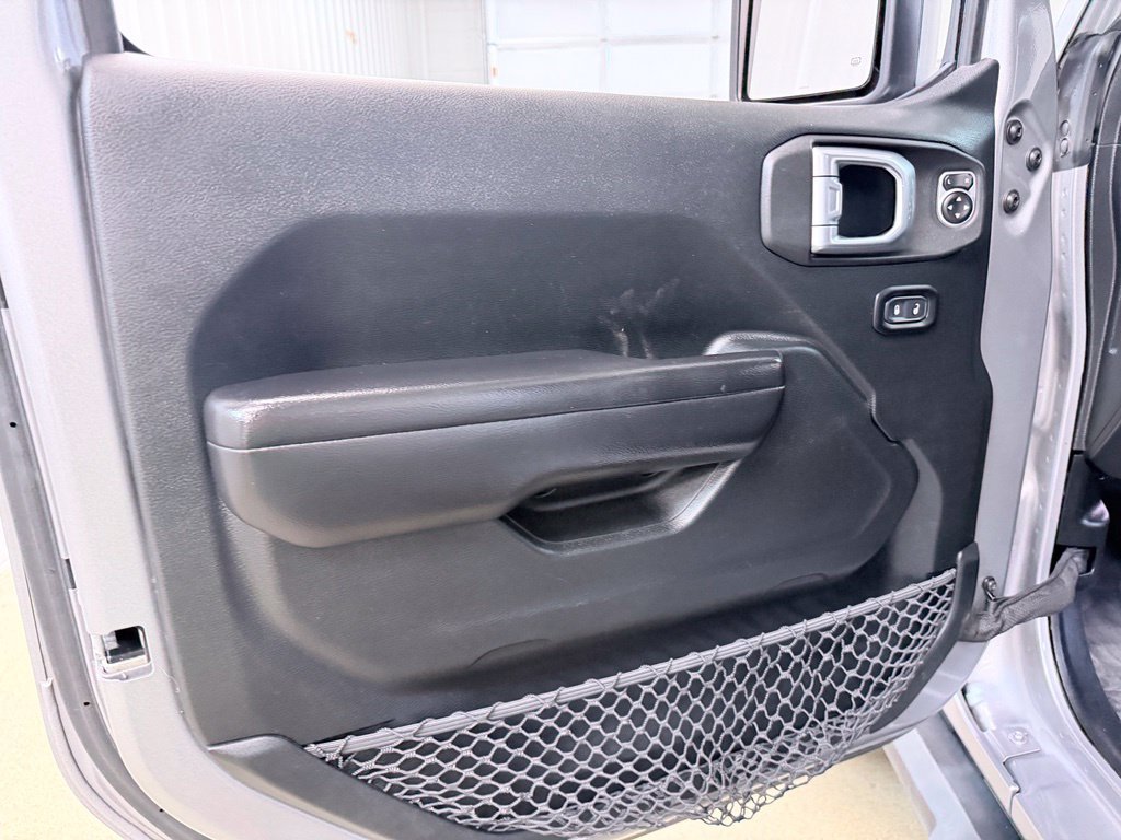 Used 2020 Jeep Wrangler Unlimited Sport S AWD/4WD image 9