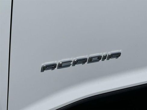 Certified 2023 GMC Acadia SLE w/ Driver Convenience Package FWD image 30