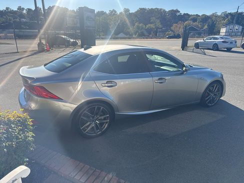 Used 2018 Lexus IS 350 F Sport w/ F Sport Package image 10