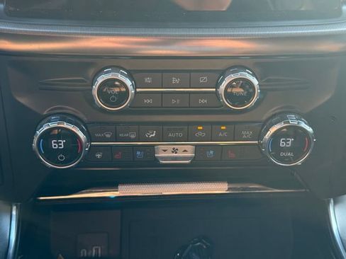 Used 2021 Ford F150 Platinum w/ Equipment Group 701A High AWD/4WD image 30