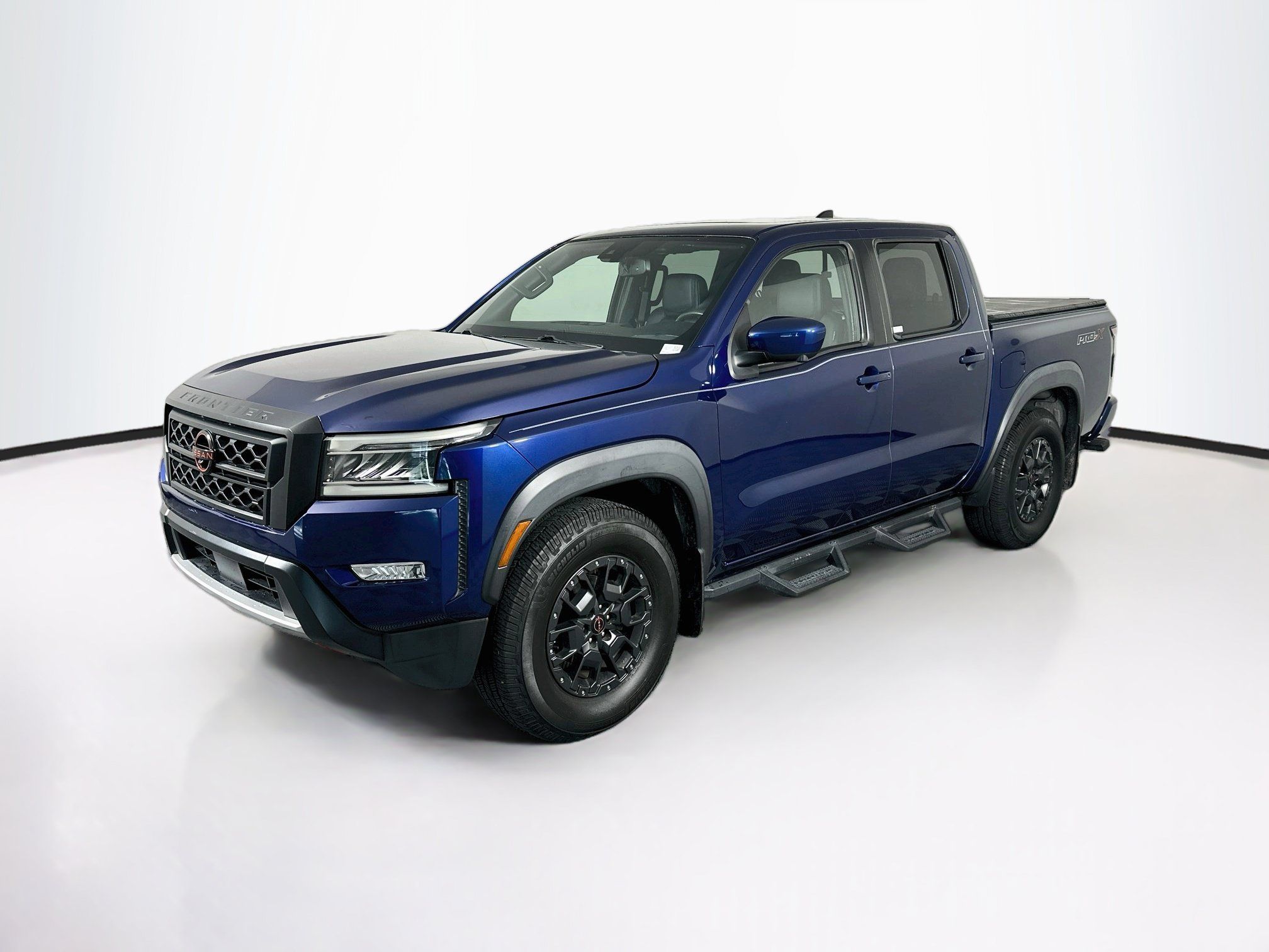 Used 2022 Nissan Frontier Pro-X w/ Pro-X Premium Package RWD image 3