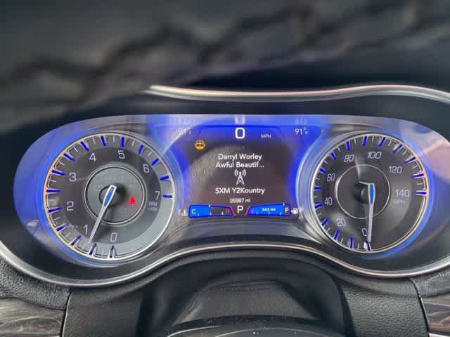 Used 2019 Chrysler 300 Touring w/ Sport Appearance Package RWD image 20