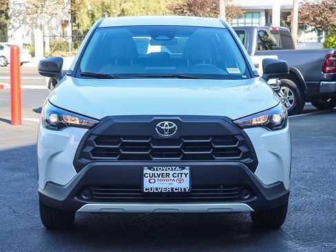Used 2026 Toyota Corolla Cross L FWD image 2