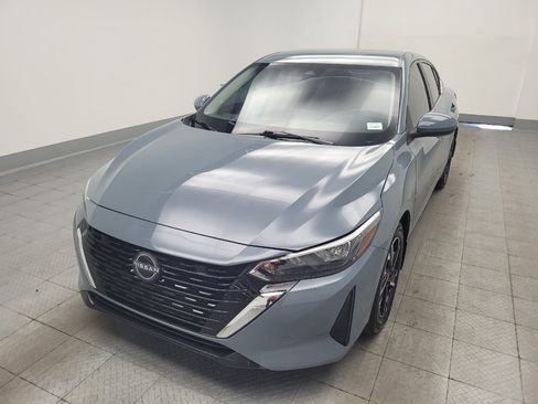 Used 2024 Nissan Sentra SV FWD image 15