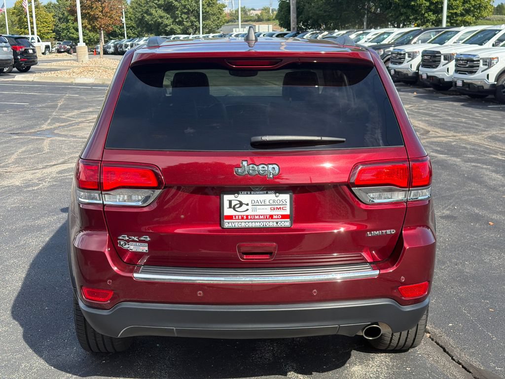 Used 2022 Jeep Grand Cherokee Limited w/ Tech Group AWD/4WD image 6