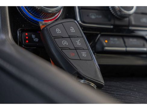 Used 2022 GMC Yukon Denali image 28