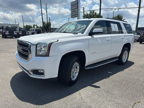 Used 2015 GMC Yukon SLT RWD image 1