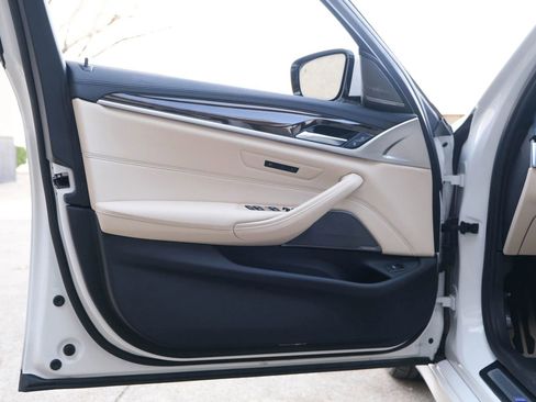 Used 2018 BMW 540i image 20