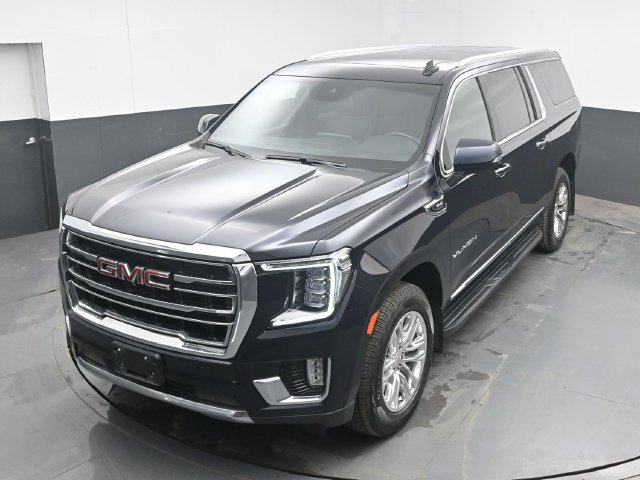 Used 2023 GMC Yukon XL SLT w/ SLT Premium Package AWD/4WD image 38