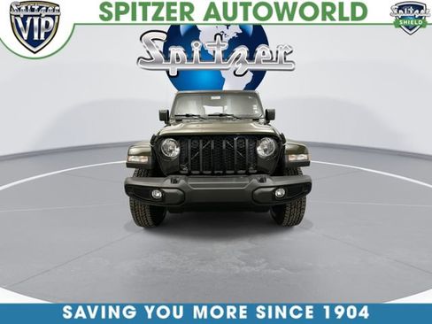 Used 2021 Jeep Gladiator Sport AWD/4WD image 5